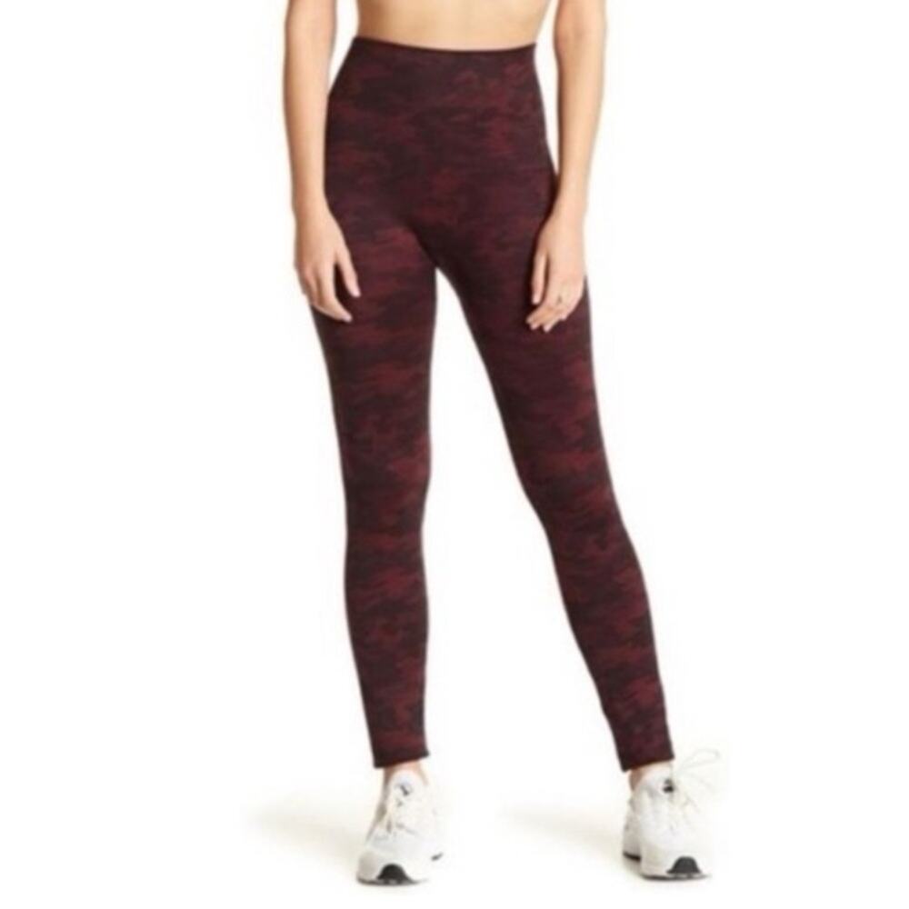Spanx Look At Me Now Pink Camo Print Leggings High Rise Seamless Size XL